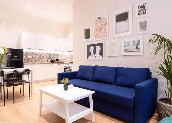 Casa Moderna -Two Bedroom Apartment